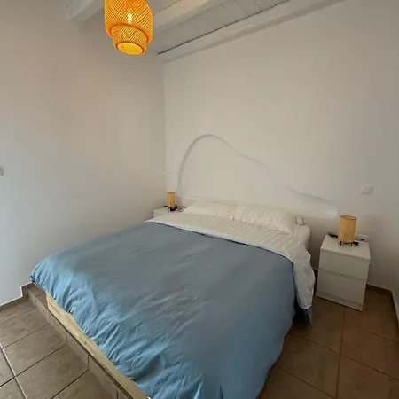 Stylish In With Amazing View &pool Access * Ορνός